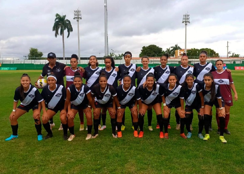Equipe feminina do Mixto