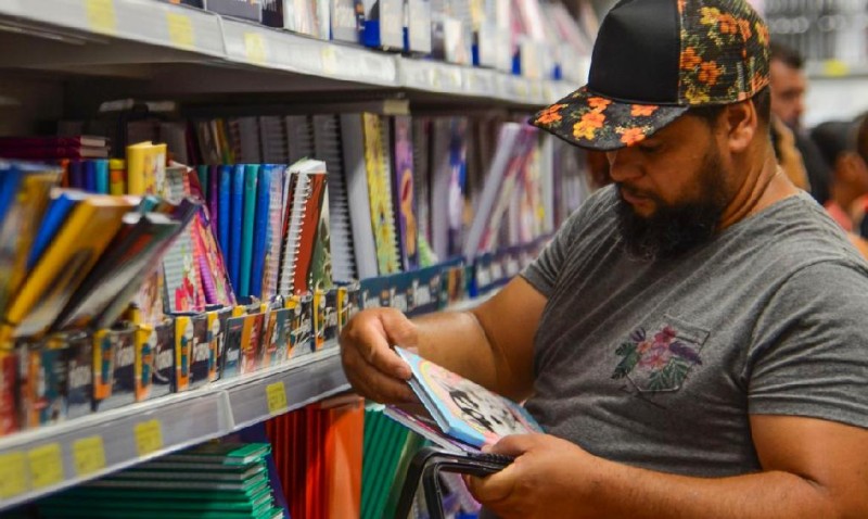 O CPF na nota pode ser solicitado em compras realizadas em supermercados, papelarias, postos de combustíveis, entre outros. - Foto por: Rovena Rosa/Agência Brasil