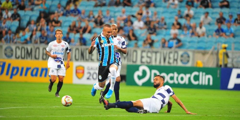 Everton marcou duas vezes e Grêmio venceu o São José de virada | Foto: Fabiano do Amaral