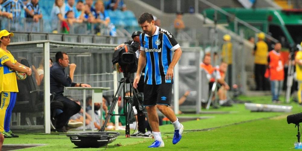 Kannemann teve edema ósseo diagnosticado após a pancada no jogo contra o São José | Foto: Fabiano do Amaral