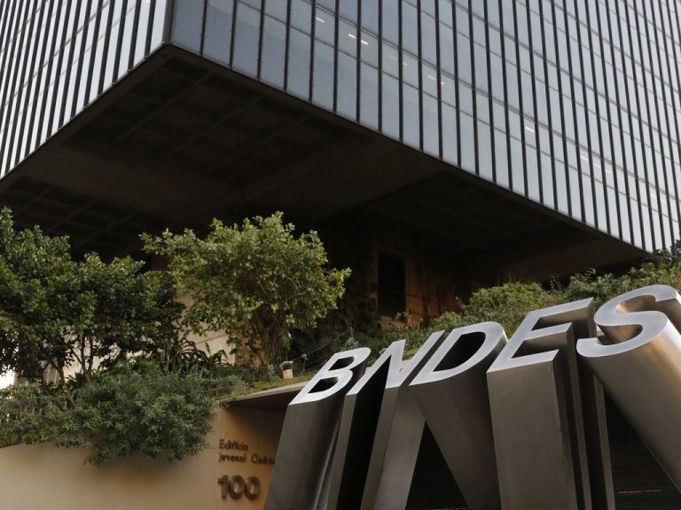 BNDES tem programa de financiamento à exportação de bens e serviços de engenharia brasileiros - (Foto: Fernando Frazão/Agência Brasil)