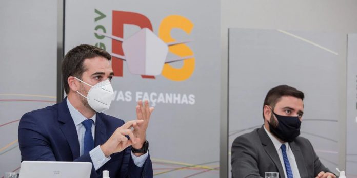 Leite sancionou o projeto que foi aprovado por unanimidade na Assembleia Legislativa | Foto: Felipe Dalla Valle/Palácio Piratini