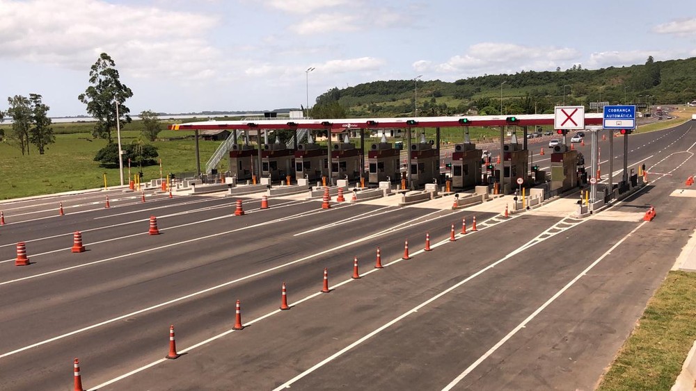 Nova praça de pedágio na BR-101, em Três Cachoeiras. — Foto: Divulgação / CCR ViaSul