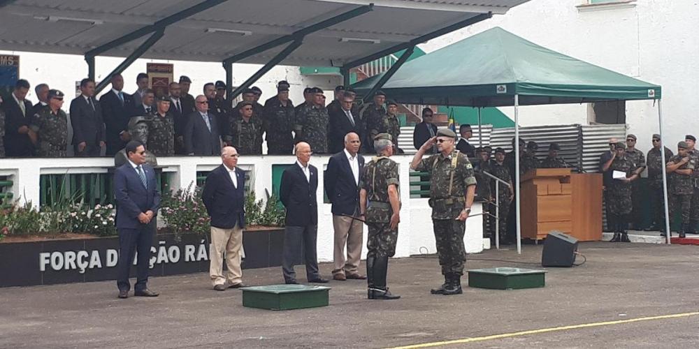 Mourão participou da solenidade militar alusiva a Reativação da 6ª Divisão de Exército nas instalações do 19º Batalhão de Infantaria Motorizado | Foto: Stephany Sander / Especial / CP