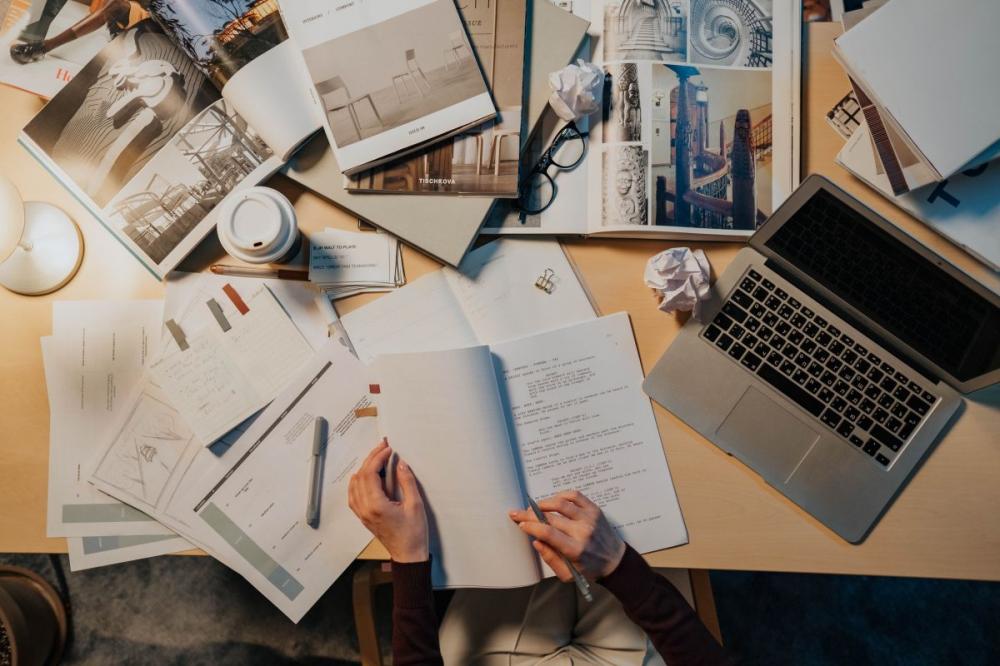 Como contratar um redator freelancer: dicas para encontrar o profissional ideal