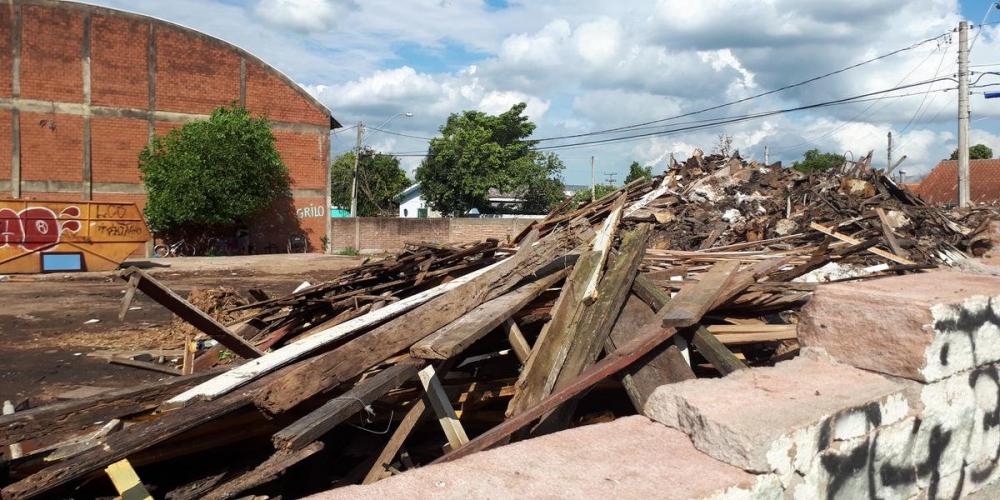 Em 2019, o ecoponto sofreu dois incêndios criminosos. | Foto: Stephany Sander / Arquivo / Especial / CP