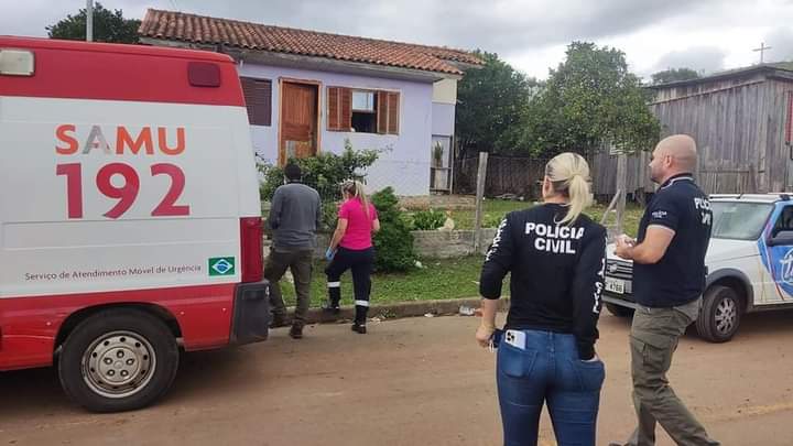 Nayam Franco / Tua Rádio Cristal