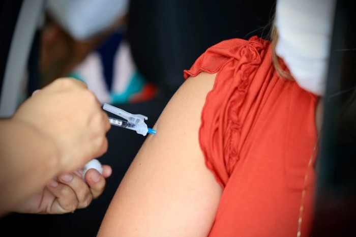 Vacinação contra a Covid começou em 17 de janeiro de 2021 - (Foto: Walterson Rosa/MS)