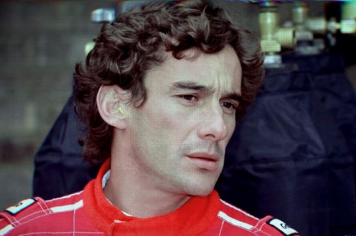 Senna morreu maio de 1994, após colidir com uma mureta de proteção no Grande Prêmio de San Marino - Reprodução/AYRTON SENNA: O Último Ídolo do Brasil