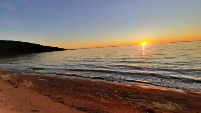 No Parque Estadual de Itapuã, apenas a praia das Pombas está aberta, com capacidade máxima de 87 pessoas - Foto: Divulgação Sema