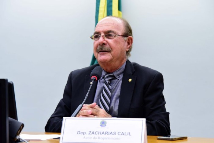 Dr. Zacharias Calil recomendou a aprovação de substitutivo - (Foto: Cleia Viana/Câmara dos Deputados)