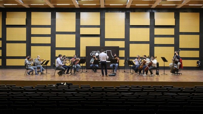 Devido à pandemia, os primeiros concertos ocorrerão com grupos de câmara, apresentando um número reduzido de instrumentistas - Foto: Maurício Paz
