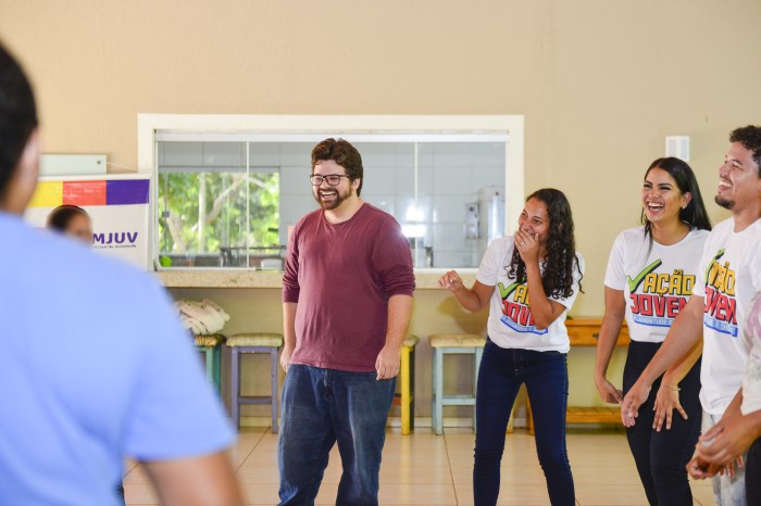 Lucas Justino, ator e coordenador da Semana Municipal de Conscientização e Prevenção ao uso abusivo de álcool e outras drogas destacou que o momento foi uma troca de diálogo entre as instituições - Fotógrafo:Regiane Rocha/Secom Palmas