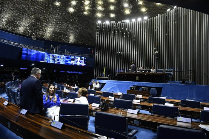 O texto segue para sanção