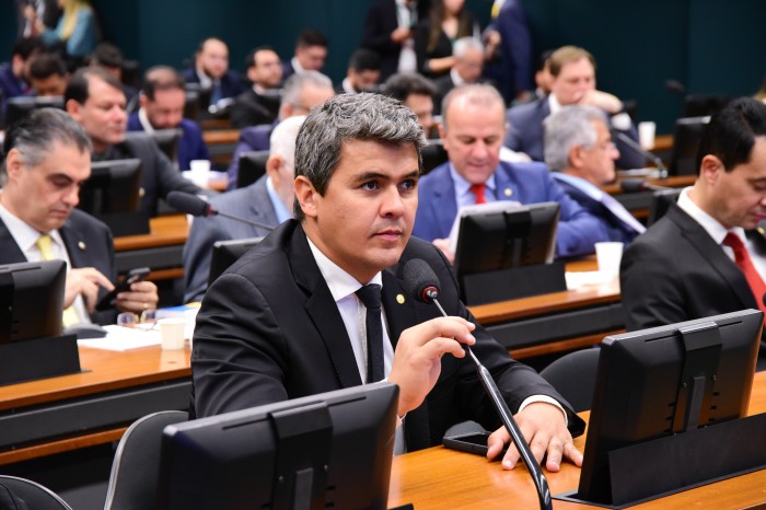 Diego Garcia alterou o texto do projeto original - (Foto: Cleia Viana / Câmara dos Deputados)