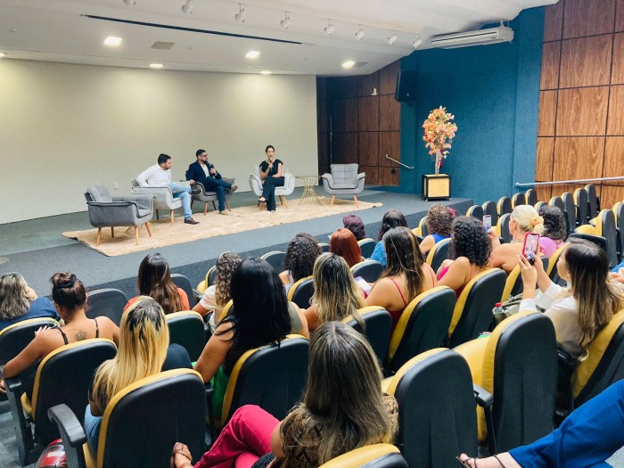 Visa reforça cuidados com a biossegurança para as manicures - Fotógrafo:Divulgação/ Semus