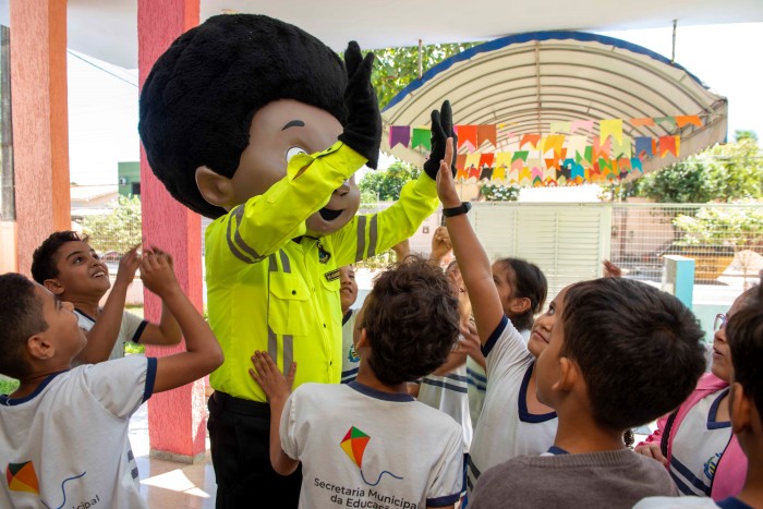 A intenção é mobilizar a comunidade escolar para se inscrever no concurso - Fotógrafo:Luciana Pires/Secom Palmas