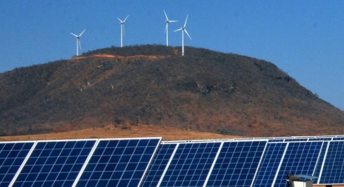 Para deputado, é preciso avançar na implantação de políticas de eficiência energética - (Foto: Ulgo Oliveira/Governo da Bahia)