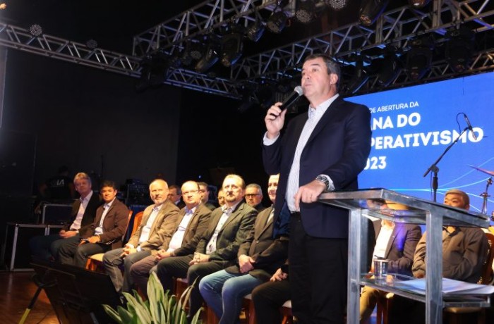 Álvaro Rezende