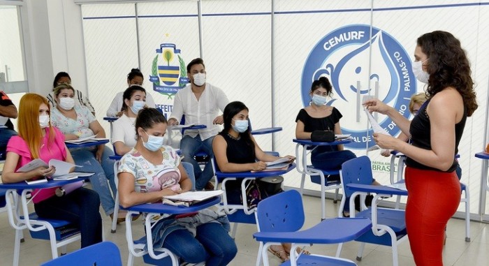 Enfermeiros e técnicos da rede municipal passam por capacitação sobre sala de vacina - Fotógrafo:Lia Mara/Prefeitura de Palmas