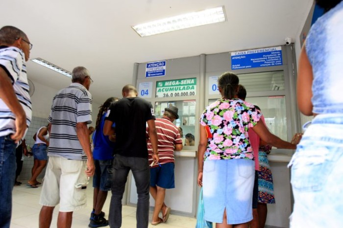 Parlamentares argumentaram que lotéricas chegam onde os bancos não chegam - (Foto: Depositphotos)
