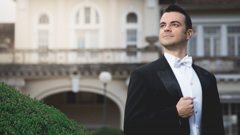O tenor Flávio Leite interpretará uma obra de Schumann na qual se aprofundou e já apresentou em diferentes oportunidades - Foto: Leandro Rodrigues/Divulgação Ospa