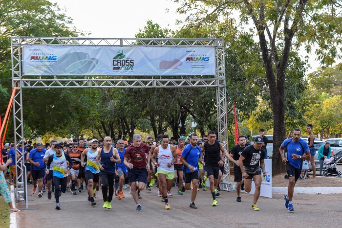 Largada aconteceu às 7h na entrada do Parque Cesamar com cerca de 350 corredores, segundo a organização - Fotógrafo:Lia Mara/Secom Palmas