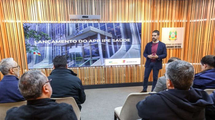 Leite afirmou que o Estado quer o IPE Saúde com força, fôlego e capacidade de oferecer o atendimento que os servidores merecem -Foto: Gustavo Mansur/Secom
