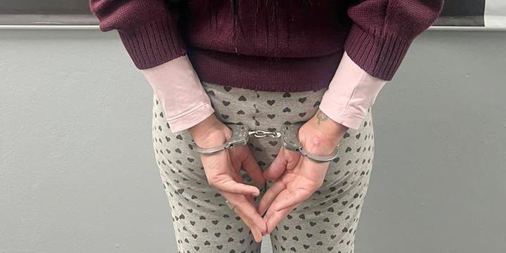 Ela trocou de facção e repassou informações sobre os antigos cúmplices para os novos comparsas | Foto: PC / Divulgação / CP