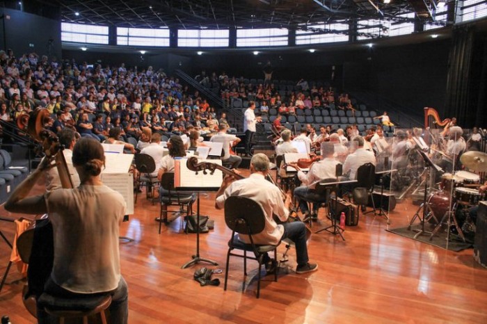 Política de fomento à cultura, criada pela Lei Aldir Blanc 2, prevê repasses anuais - (Foto: Tony Oliveira/Agência Brasília)