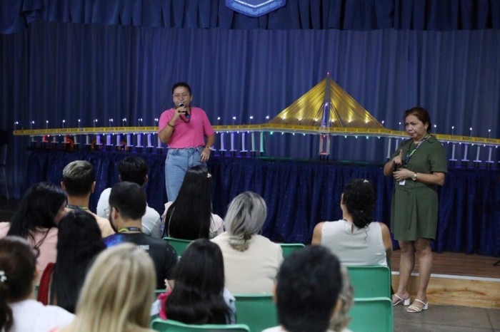 Os 15 alunos da sala de Recursos Multifuncionais, da E.E. Brigadeiro Camarão Telles, falaram sobre a história, a construção e a importância da ponte para o estado – FOTOS: Euzivaldo Queiroz/ Secretaria de Estado de Educação e Desporto