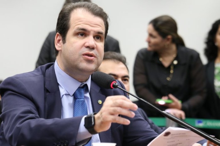 Aureo Ribeiro: autores podem não querer que seus conteúdos sejam coletados por IA - (Foto: Billy Boss / Câmara dos Deputados)