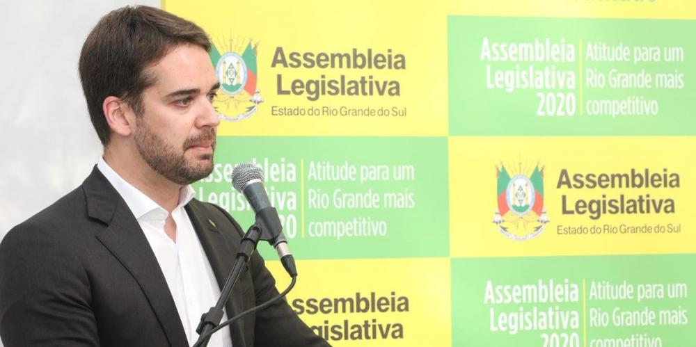 O Governador participa de café da manhã com as bancadas estadual e federal e senadores, na Assembleia Legislativa, na manhã deste segunda | Foto: Itamar Aguiar/Palácio Piratini/Divulgação/CP
