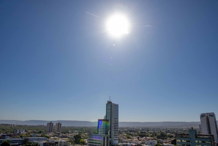 Termômetros podem chegar aos 37 ºC e as pancadas de ventos podem amenizar o calorão - Fotógrafo:Luciana Pires/Secom Palmas