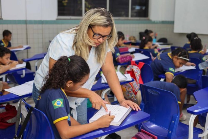 Professora Eliany Chaves: “Escolhi trabalhar com educação porque amo pessoas. A Educação possibilita que as pessoas tenham mais qualidade de vida” - Fotógrafo:Luciana Pires