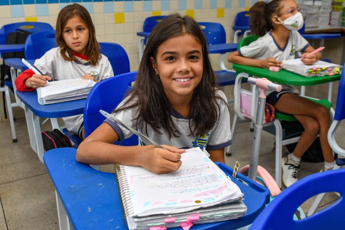 Educadores enfatizam que a organização e bom aproveitamento do tempo de estudo em sala e fora dela também é fundamental - Fotógrafo:Lia Mara/Secom