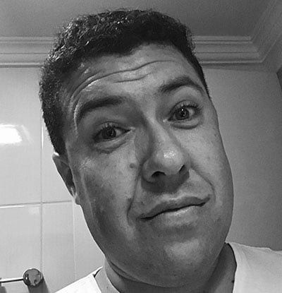 Dennis Almeida desabafou no Twitter - (Foto: Reprodução)