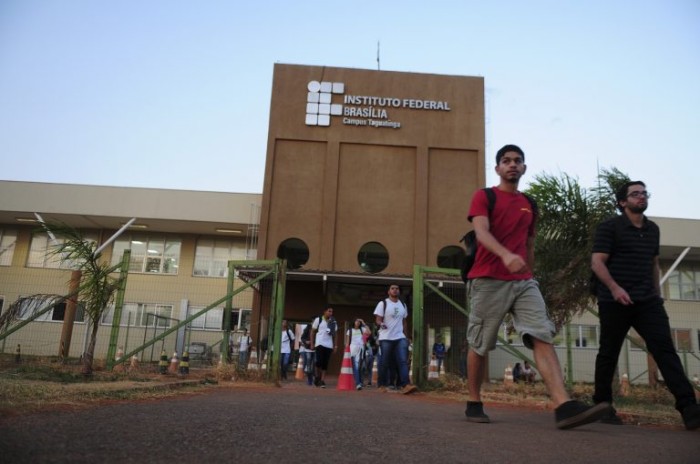 Debate sobre produção científica inclui atuação de institutos federais - (Foto: Pedro Ventura/Agência Brasília)