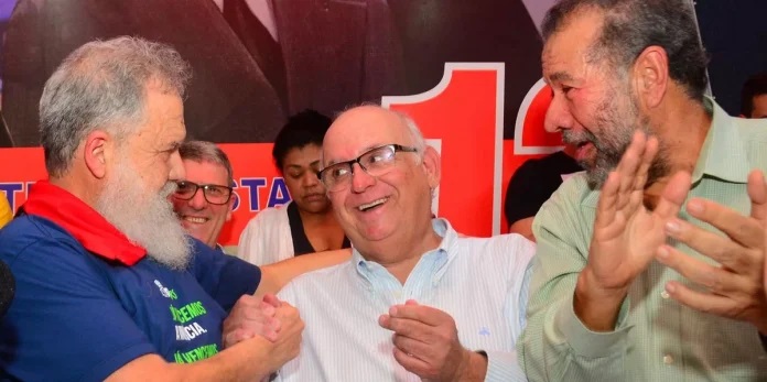 O prefeito de São Sepé, João Luiz Vargas (à esquerda), retirou sua chapa de última hora em articulação política | Foto: Ricardo Giusti