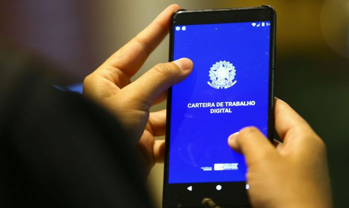 Setor da indústria é responsável por 37% das oportunidades permanentes