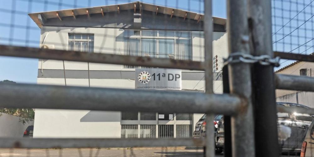 Prédio foi fechado por medida de segurança e deve passar por um processo de limpeza | Foto: Alina Souza / CP