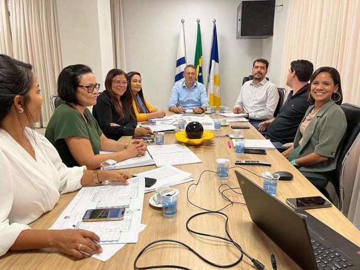 Conforme o secretário da Educação, professor Fábio Chaves, a meta é assegurar o atendimento na unidade escolar mais próxima à residência do educando - Fotógrafo:Vitor Muniz - Educação