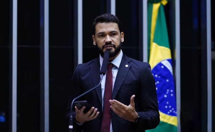 Samuel Viana é o autor do projeto - (Foto: Pablo Valadares/Câmara dos Deputados)