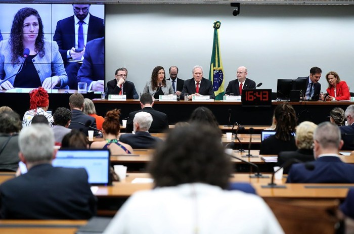 Segundo Esther Dweck, a nova carteira deve estardisponícel para todos os brasileiros até o fim de 2026 - Foto: Bruno Spada/Câmara dos Deputados