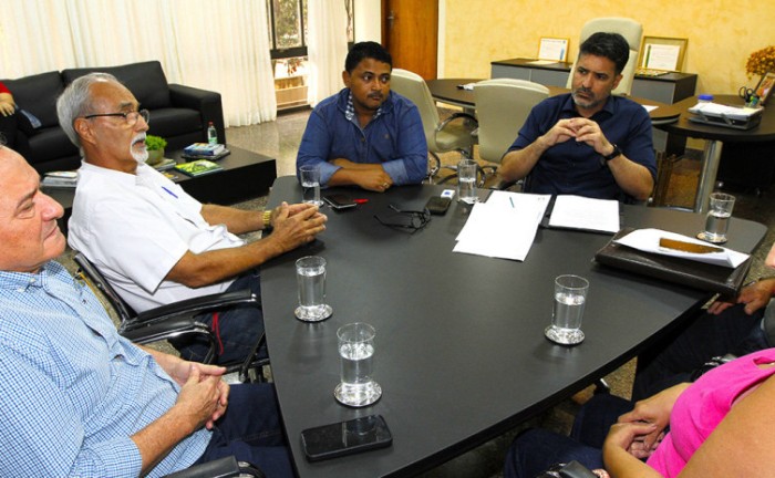 Secretário do Meio Ambiente e Recursos Hídricos do Tocantins, Marcello Lelis, recebeu os presidentes de quatro comitês de bacia hidrográfica do Estado para deliberar sobre a realização do encontro regional - Foto: Marcel de Paula/Governo do Tocantins