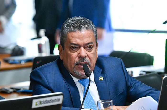 Dr. Hiran apresentou substitutivo para determinar a inclusão desse dispositivo na Lei Geral do Turismo - Foto: Geraldo Magela/Agência Senado