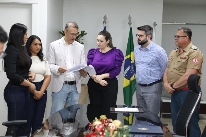 Prefeitura de Palmas e demais autoridades celebram assinatura Termo de Convênio para dar continuidade aos trabalhos no Colégio Esportivo Militar (Cemil) Margarida Lemos - Fotógrafo:Edu Fortes