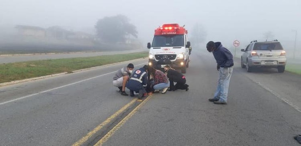 Homem foi atropelado na manhã desta terça-feira, dia 1° (Foto: PRF)