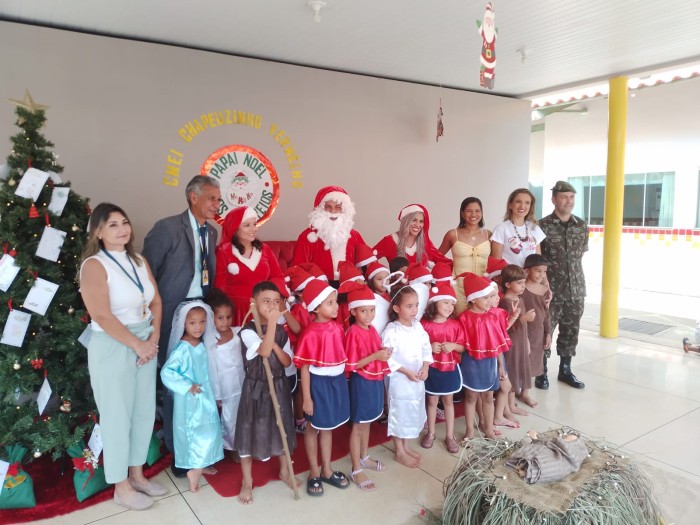 Bom velhinho recebeu as cartinhas dos pequenos com pedidos de presentes e agora, ele mesmo fará a entrega dos presentes no Cmei - Fotógrafo:Divulgação