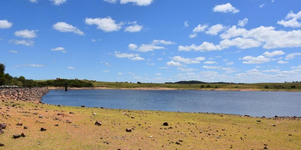 Sanga Rasa, uma das três barragens do município, está 5,05 metros abaixo do normal | Foto: Deividi Leonel / Divulgação / CP